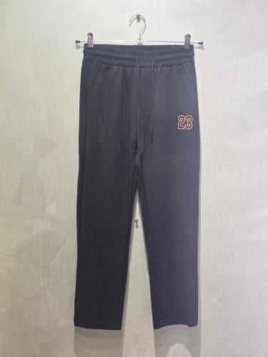 بنطال شبابي مقلم سكني