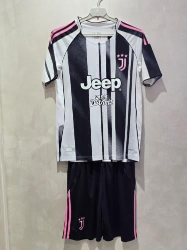 طقم نادي يوفنتوس ابيض 2026 رجالي