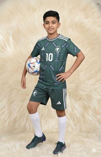 طقم المنتخب السعودي 2026 اخضر شبابي