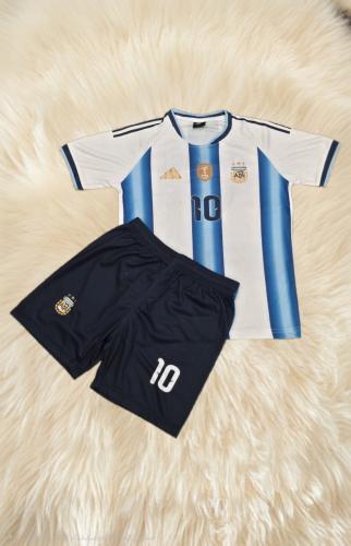 طقم منتخب الارجنتين 2026 اطفال - شبابي