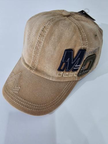 كاب بشعار تطريز بيج