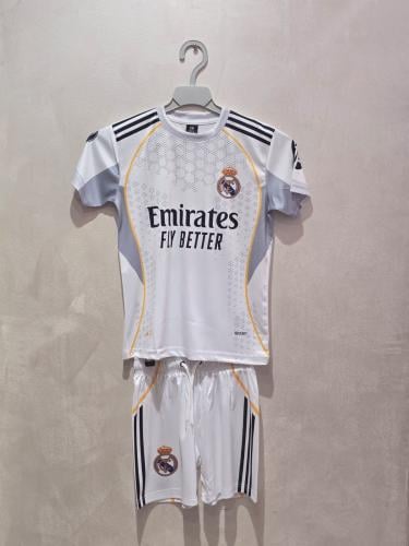 طقم نادي ريال مدريد 2026 رقم 10 شبابي