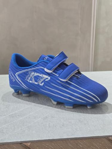 حذاء كرة قدم ازرق شبابي