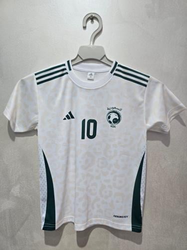 تيشيرت المنتخب السعودي 2026 ابيض رقم 10 شبابي