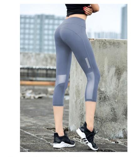 ليقنز رياضي نسائي بطول ربلة الساق ازرق