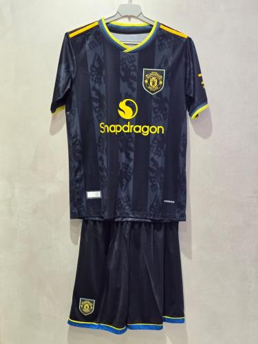 طقم نادي مانشستر يونايتد اسود 2026 رجالي