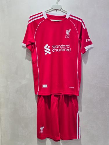 طقم نادي ليفربول احمر 2026 رجالي