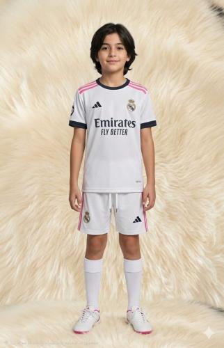 طقم نادي ريال مدريد 2026 اطفال