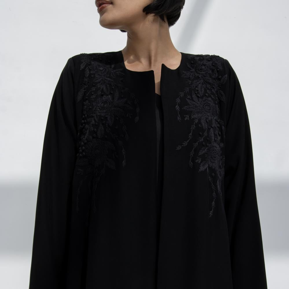 E8 | BLACK