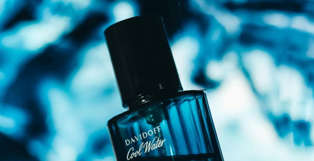 عطور بأسعار مناسبة: روائح فاخرة بجودة عالية وسعر يناسب الجميع