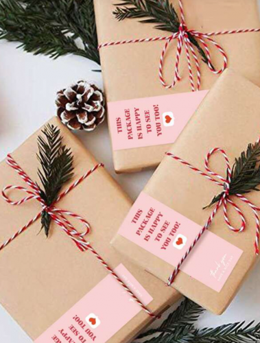 ملصق هدية بطباعة أحرف 1 لفة