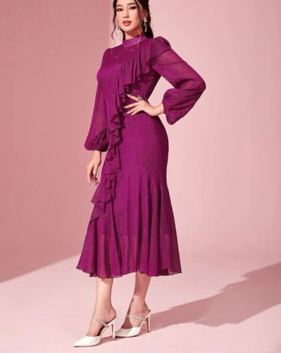 فستان بياقة مقلم بكشكش اكمام فانوس