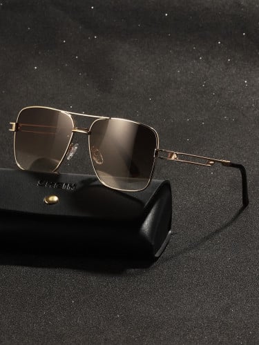 نظارة شمسيه بعدسه ملونه وشريط علوي