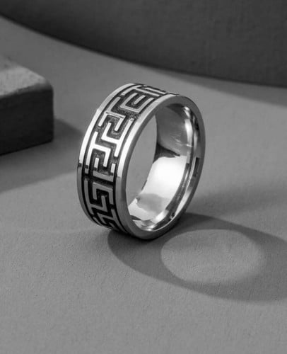 خاتم بنقش جميل لون فضي