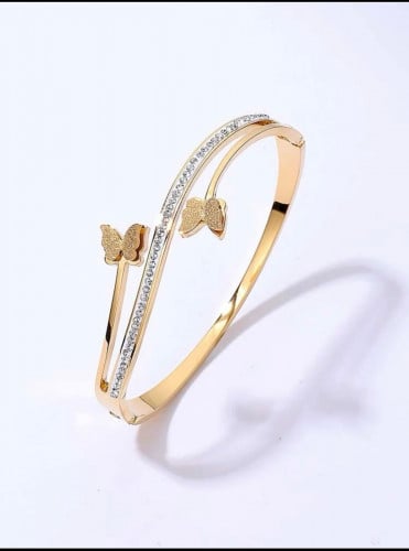 اسوارة بحجر الراين و فراشة