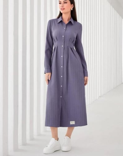 فستان قميص بتفاصيل بتجاعيد مطوية