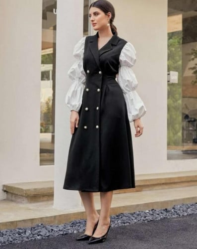 فستان متباين اكمام فانوس صف ازرار مزدوجة