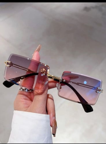 نظارات شمسية إطار مربع