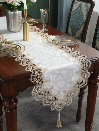 مفرش طاولة طويلة بطباعة أزهار جاكار مزخرف بشرابة 90*40