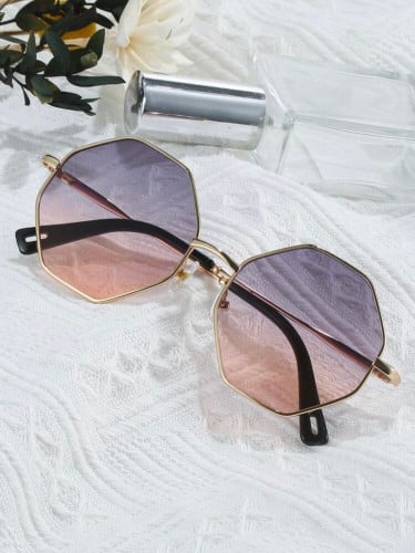 نظارات شمسية باطار هندسي