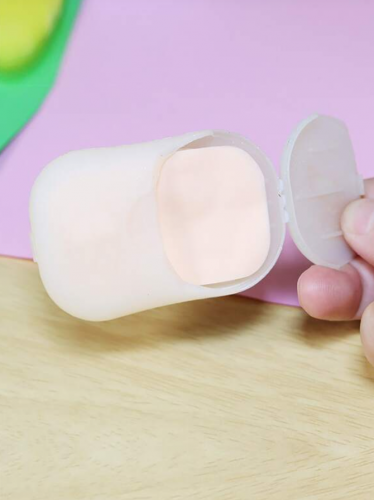 صندوق صابون عادي وصندوق صابون بلاستيكي صغير محمول للسفر وفي الهواء الطلق