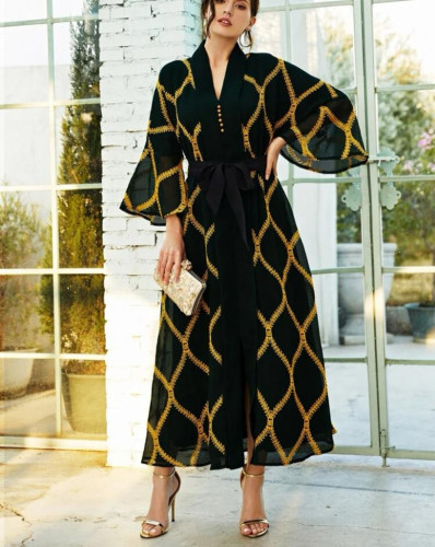 فستان باكمام مكشكش بربطة مطرز