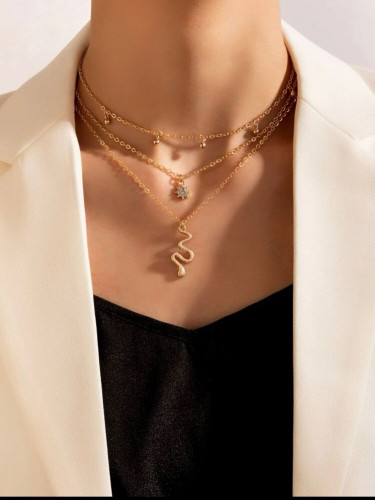 بتعليقة سلسلة طبقات ثعبان و بتعليقة حجر الراين