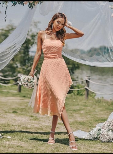 فستان كامي منقط سويسري بظهر