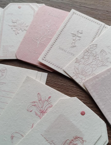 ورق الحرف الزخرفية بتصميم زهرة 30 قطعة