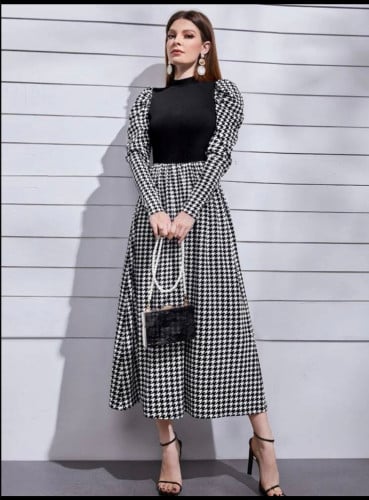 فستان هاوندستوث برقبة