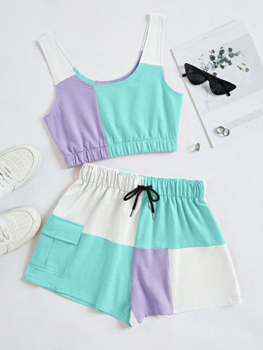 لباس علوي تانك قصير و جيب قلاب و بنطلون قصير