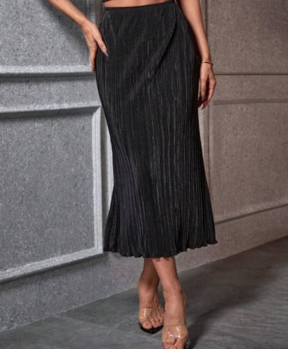 تنورة بحافة حورية البحر خصر عالي مقلم  نمط نبات الخس M