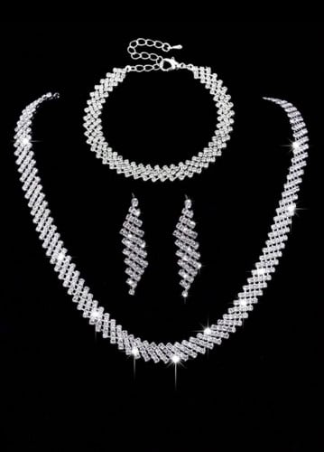 طقم مجوهرات فاخر 4 قطع