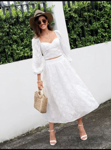 تنورة جاكار خصر عالي