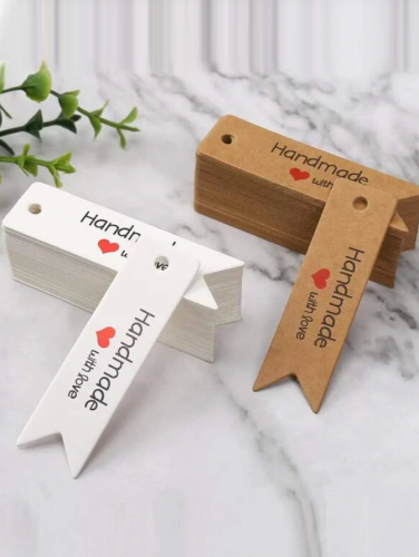 تسمية التفاف الهدايا بجرافيك القلب وعبارة لون عشوائي 50 قطعة