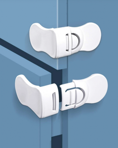 قفل أمان للأطفال ABS أبيض ، مشبك أمان حديث بلون خالص بدون مسار للأسر المعيشية