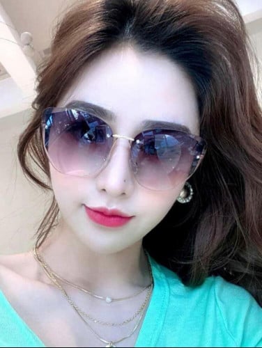 نظارات عين القط للنساء بدون اطار