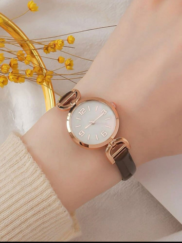 ساعة كوارتز بقرص مؤشر دائري مبسط قهوة بني