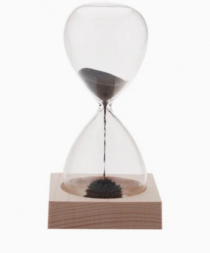 ساعة رملية مغناطيسية مع قاعدة شفاف 67جم