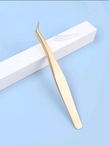 ملقاط رموش منحني