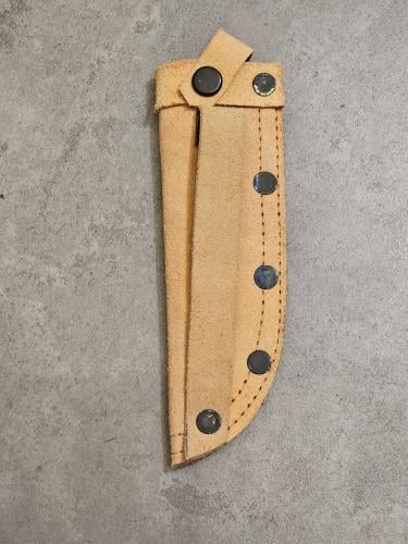 جراب جلد وطني مقاس 13 سم