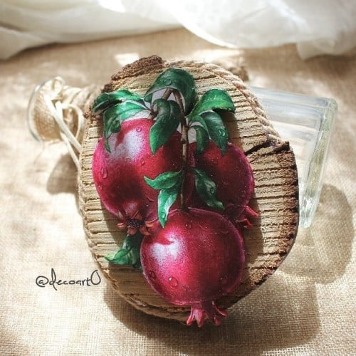 معلقه خشبيه الرمان
