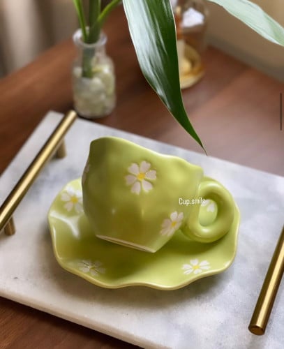 كوب الزهور اخضر