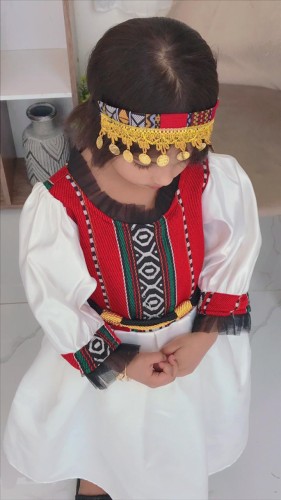 فستان التاسيس بناتي (تصميم عقال)