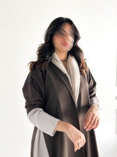 عباية كسرات بني مع بيج