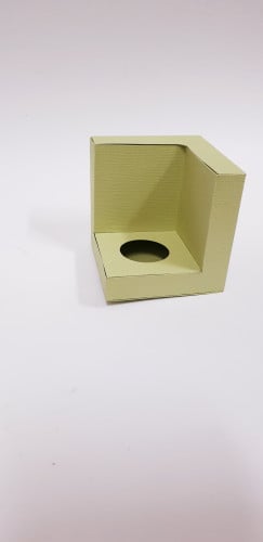 علبه زاويه مفتوحة