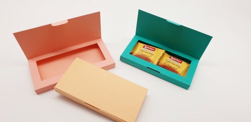 علبة مستطيل مع اطار داخلي