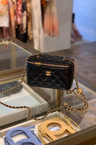 CHANEL