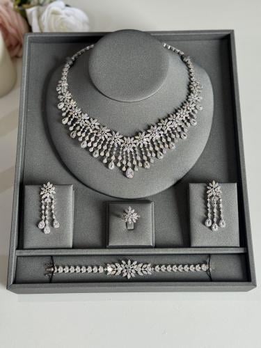 طقم اكسسوار عروس - اباء