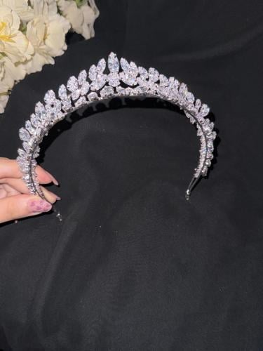 طوق شعر - سما